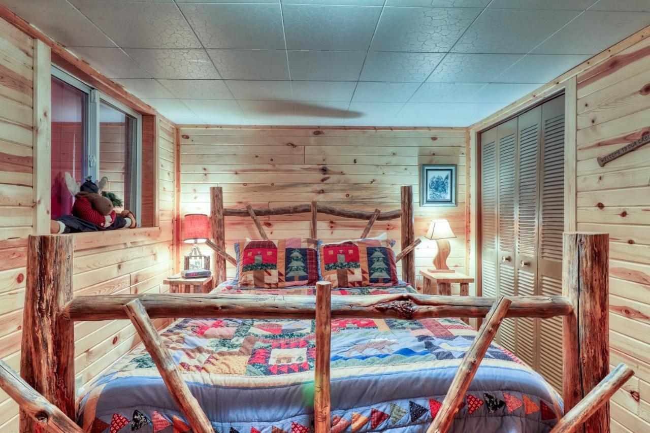 The Creekside Cabin Cascade Exterior photo